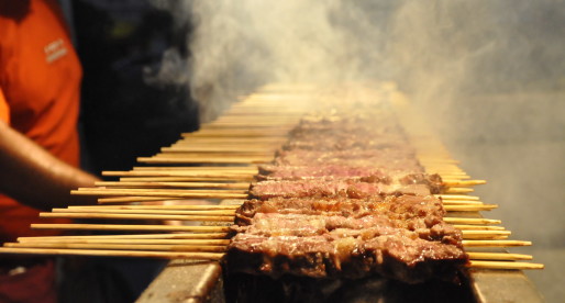 Benvenuti  su Street Food 42 : trecento indirizzi dove il Cibo di Strada è straordinario