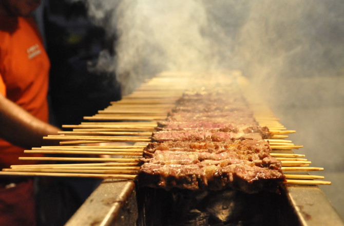 Benvenuti  su Street Food 42 : trecento indirizzi dove il Cibo di Strada è straordinario