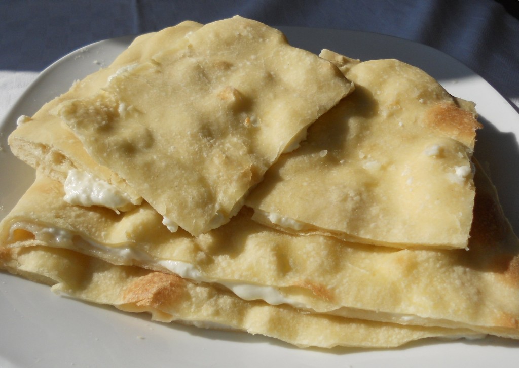 Mario La Desolina, Genova - Focaccia_al formaggio di Recco, Focaccia genovese