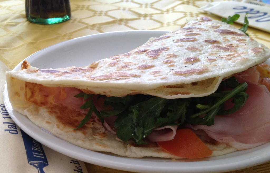 Bar Ilde, Rimini -  Piadina prosciutto cotto erbette pomodoro